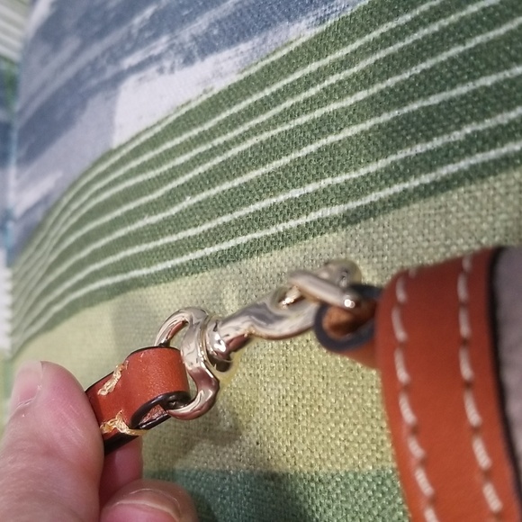 Dooney And Bourke Pebbled Leather Wristlet In Taupe Like New - Picture 10 of 12